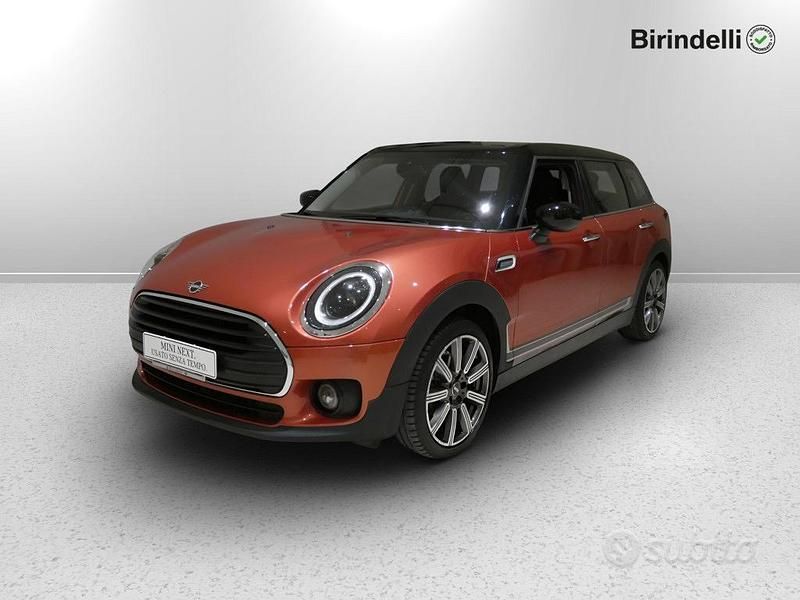 Usata Mini One Clubman 101 CV (74 kW) 2022 Indian red metallic Station wagon