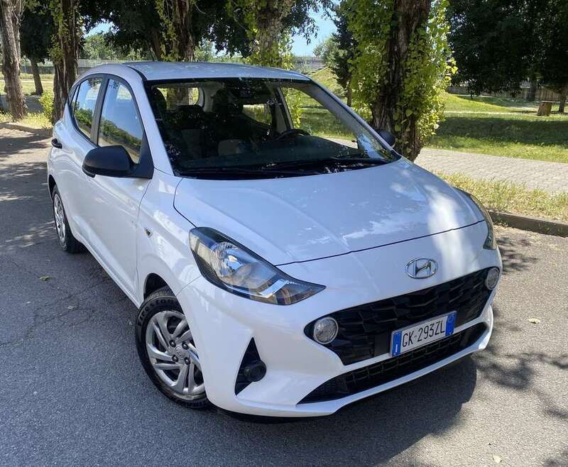 Bianco Usata 2022 Hyundai i10 Advanced Due volumi | 9400 € (Super prezzo) - Immagine 1/4