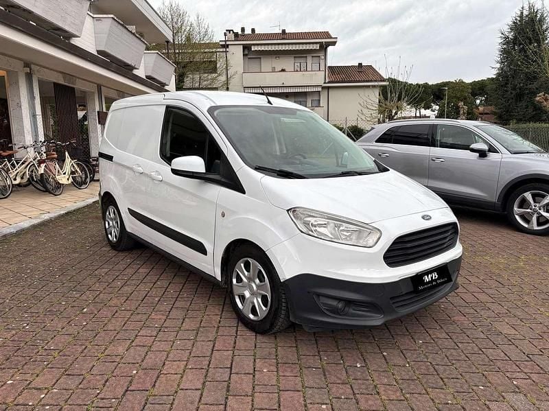 Usata Ford Transit 75 CV (55 kW) 2015 Bianco neve Furgone
