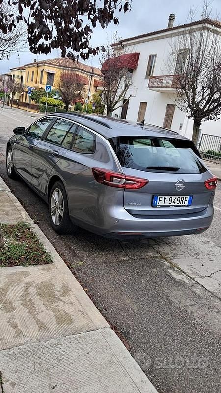 Usata Opel Insignia 136 CV (100 kW) 2019 Grigio Berlina