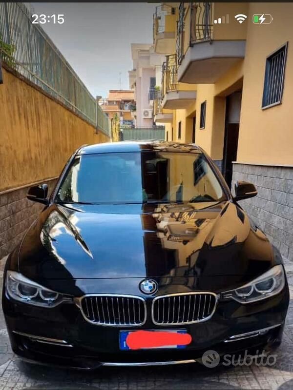 Usata BMW 320 Luxury Line 184 CV (135 kW) 2012 Nero Station wagon