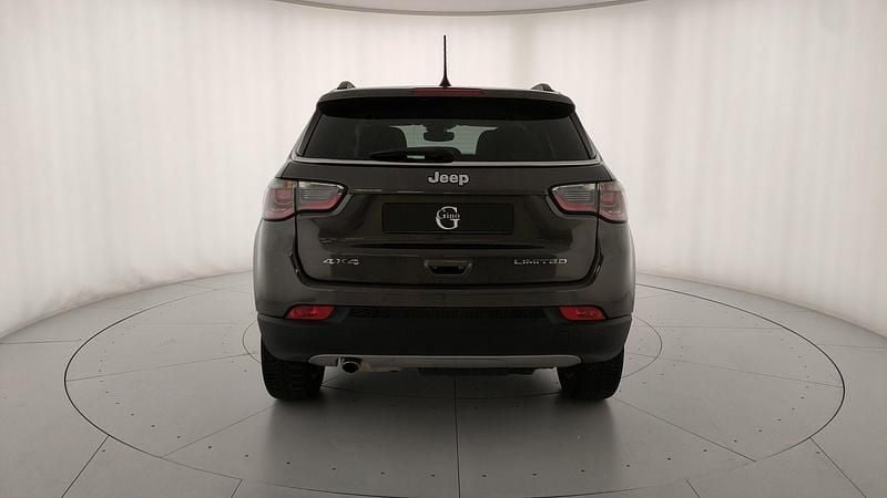 Usata Jeep Compass Limited 140 CV (102 kW) 2020 Grigio scuro met. SUV