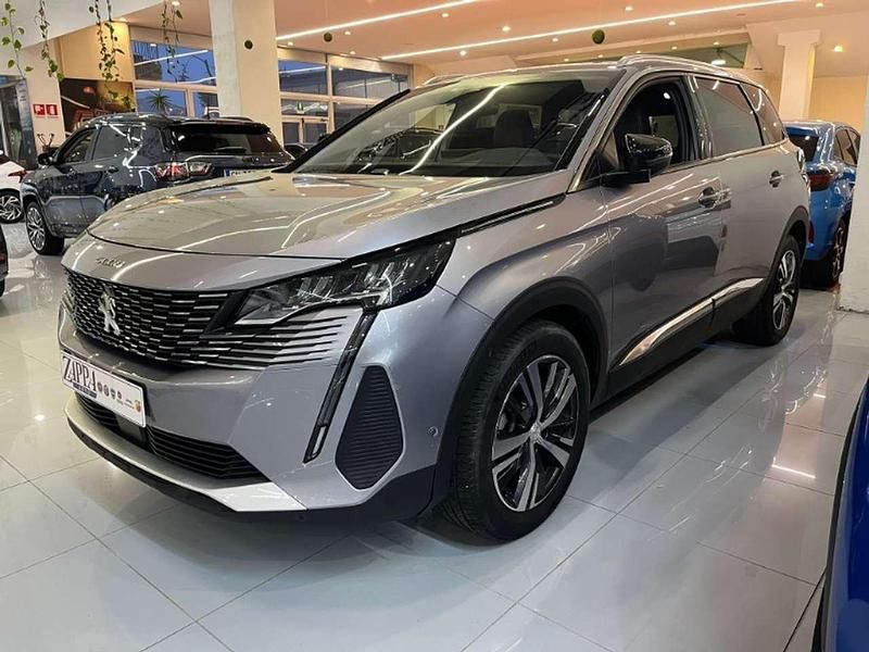 Usata Peugeot 5008 Allure 131 CV (96 kW) 2024 Grigio SUV