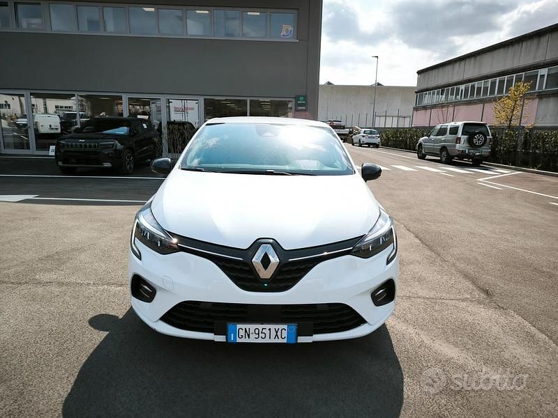Brugt Renault Clio V Evolution 101 HK (74 kW) 2023 Hvid Sedan