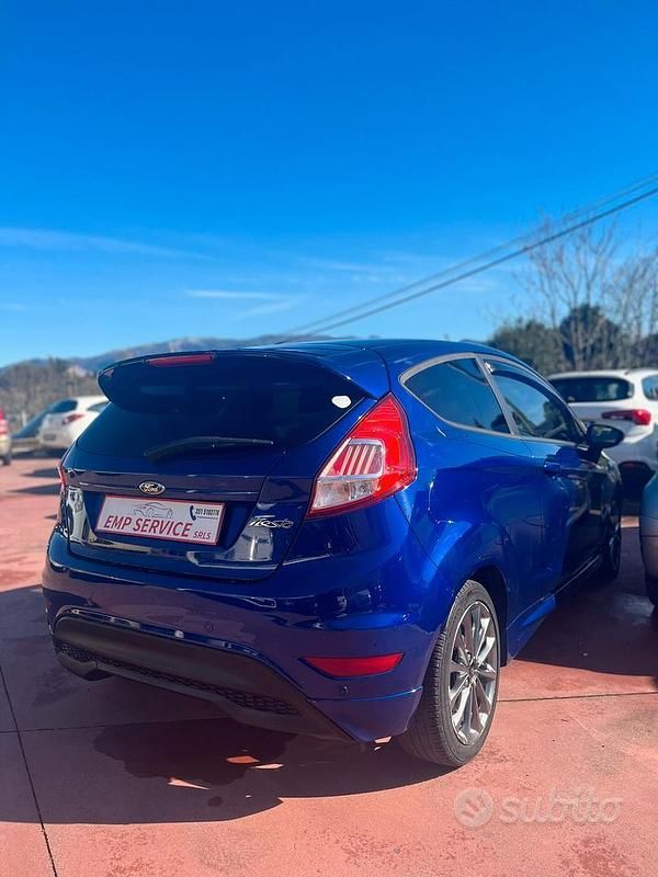 Occasion Ford Fiesta ST-Line 95 PK (69 kW) 2017 Blauw Sedan