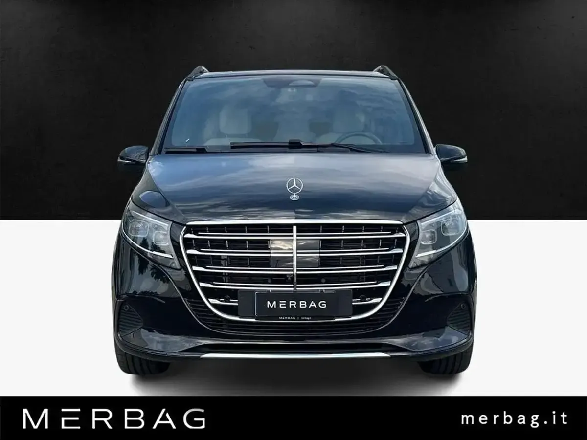 Usata Mercedes V300 Exclusive 237 CV (174 kW) 2025 Other Monovolume