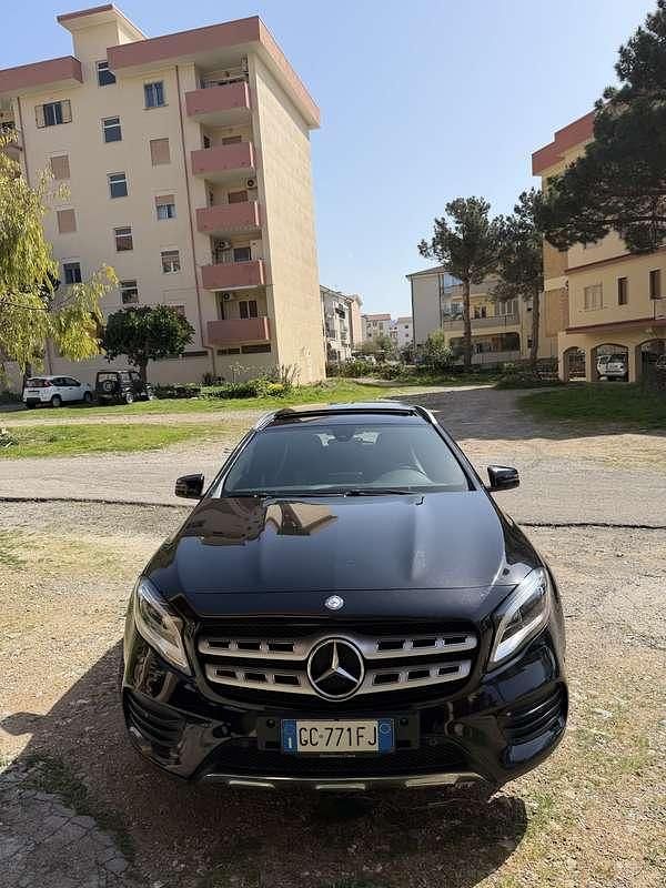 Usata Mercedes GLA200 Premium 136 CV (100 kW) 2017 SUV