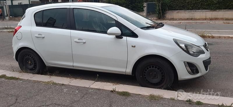 Usata Opel Corsa 95 CV (69 kW) 2013 Bianco Utilitaria