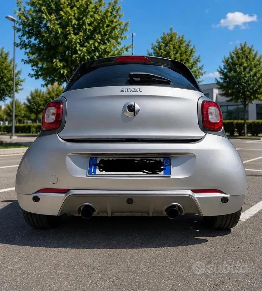 Usata Smart ForFour Brabus 90 CV (66 kW) 2017 Grigio Utilitaria
