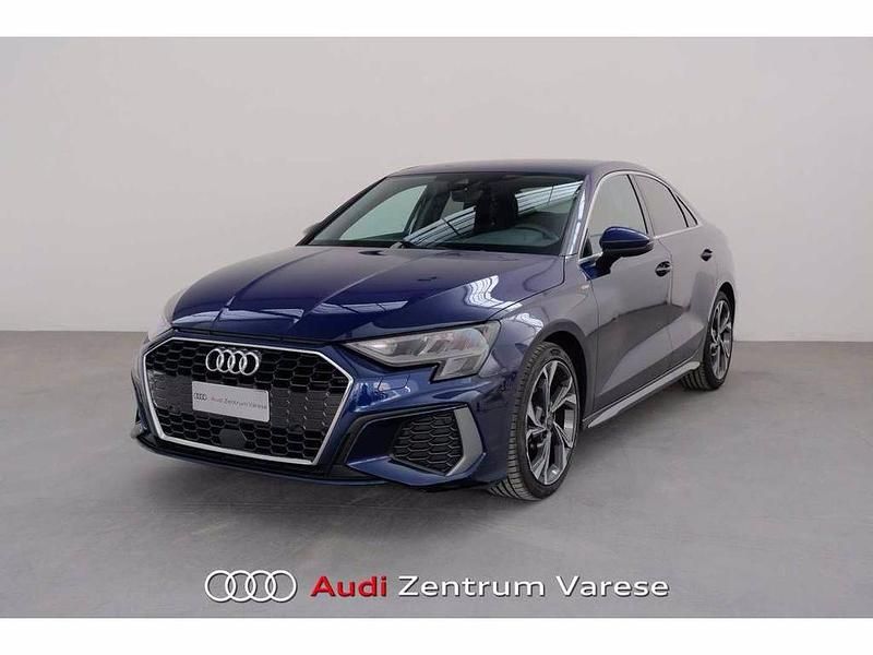 Usata Audi A3 S-Line 150 CV (110 kW) 2023 Blu navarra Berlina
