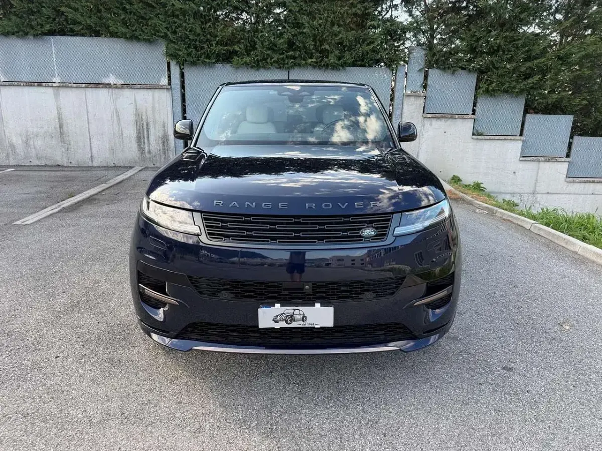Usata Land Rover Range Rover Sport Dynamic 249 CV (183 kW) 2023 Blu/azzurro SUV
