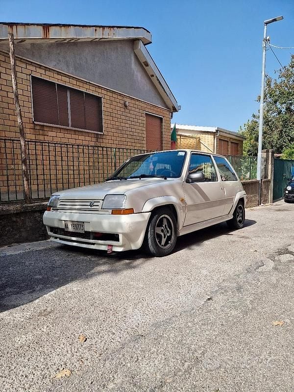 Usata Renault R5 GT 120 CV (88 kW) 1987 Bianco Utilitaria