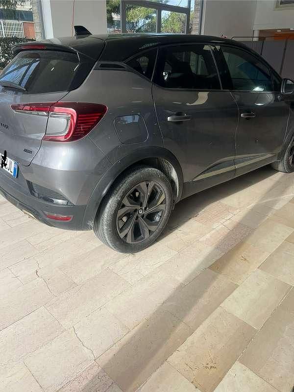 Usata Renault Captur Engineered 94 CV (69 kW) 2023 SUV