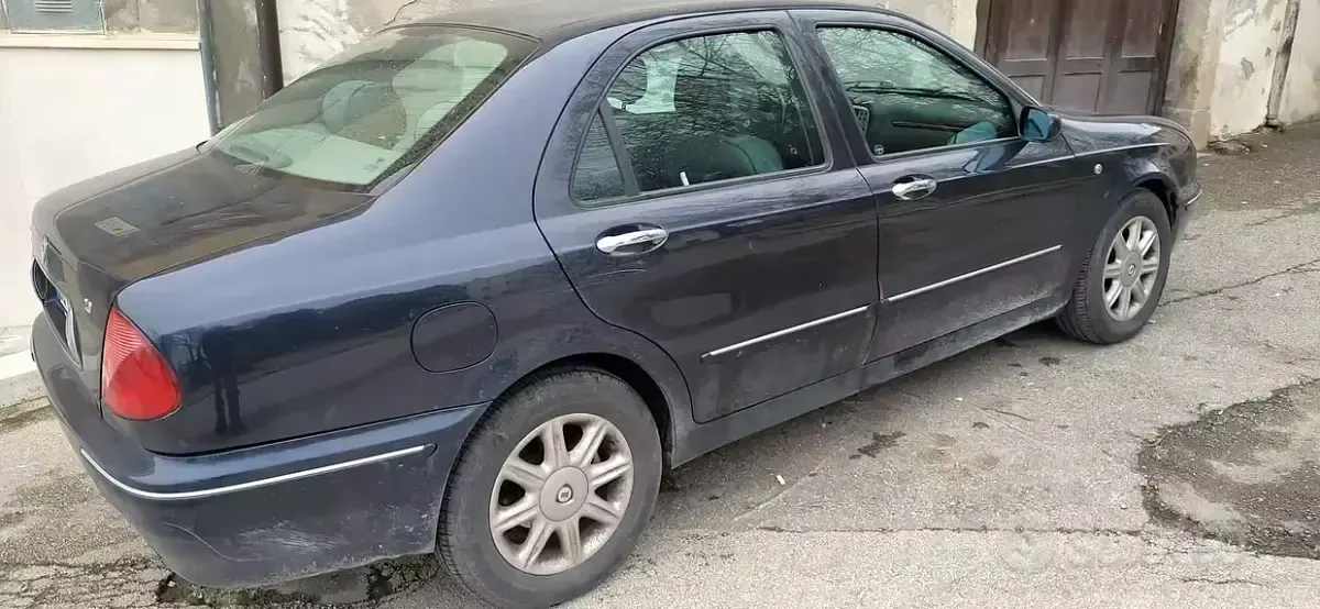 Usata Lancia Lybra 150 CV (110 kW) 2002 Blu Berlina