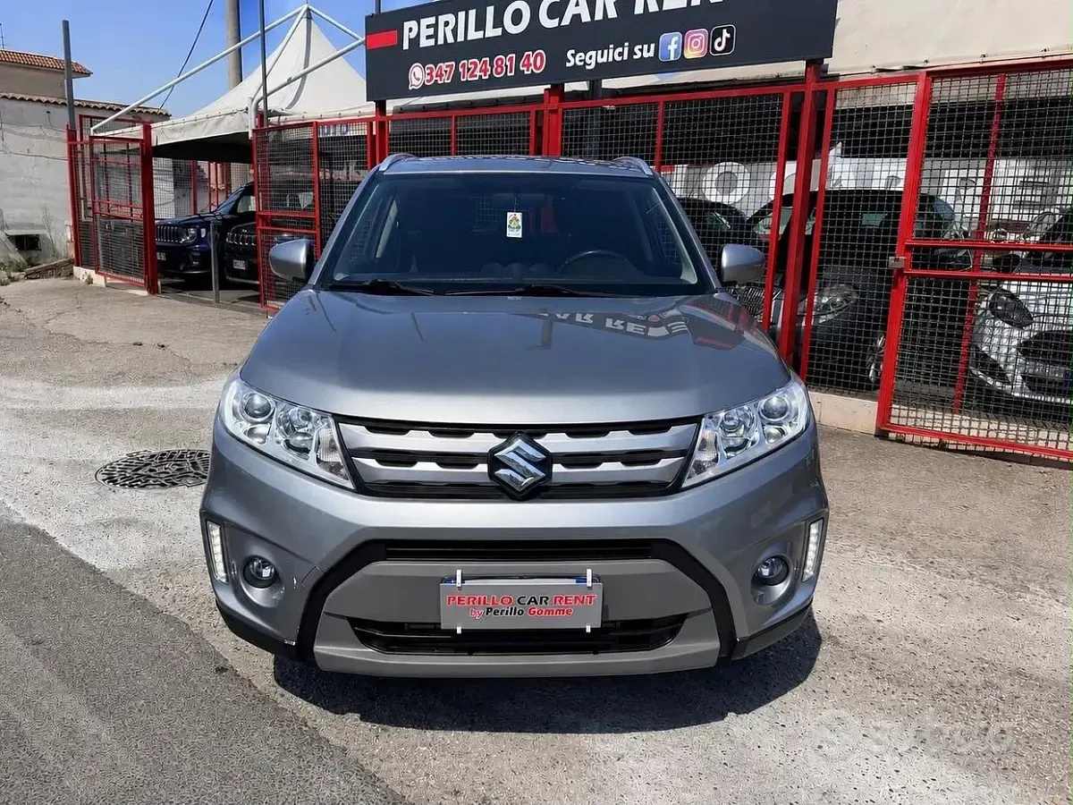Usata Suzuki Vitara 120 CV (88 kW) 2016 Grigio SUV