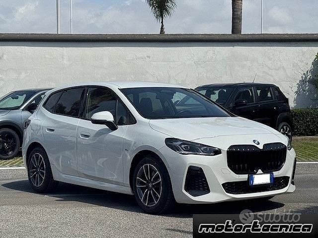 Usata BMW 218 M Sport 149 CV (109 kW) 2024 Bianco Station wagon