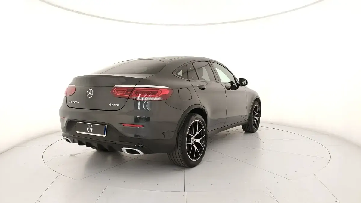 Usata Mercedes GLC220 Premium Plus 194 CV (142 kW) 2020 Grigio Coupé