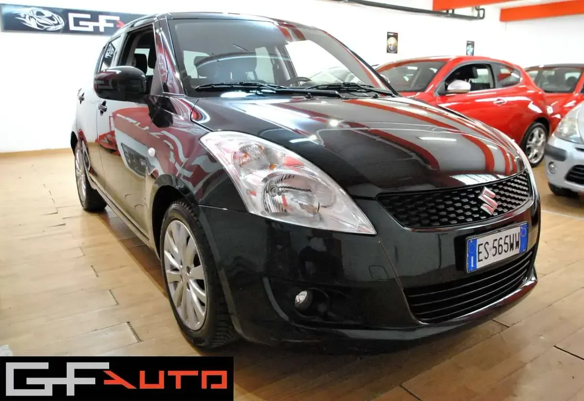 Usata Suzuki Swift GL 94 CV (69 kW) 2013 Nero Utilitaria
