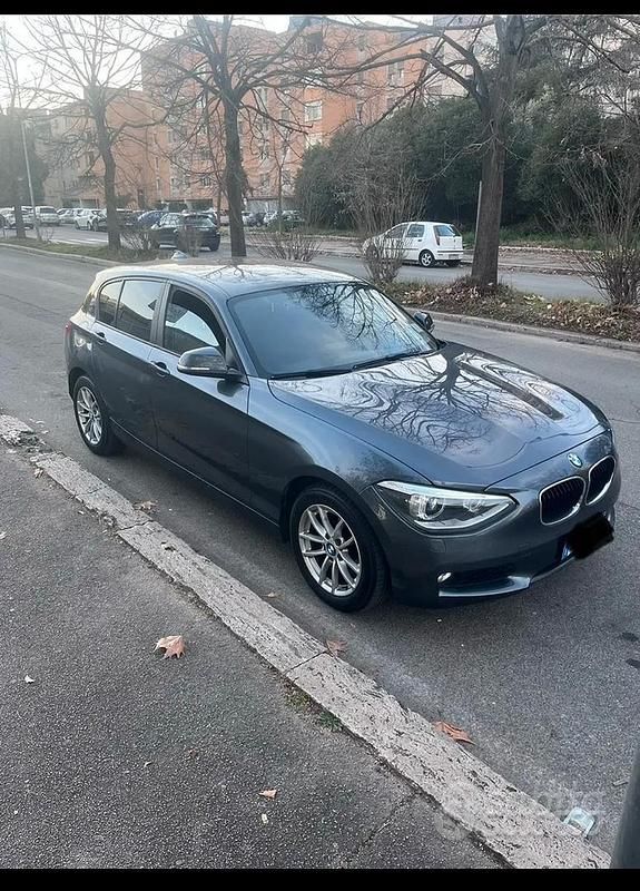 Usata BMW 118 143 CV (105 kW) 2012 Grigio Utilitaria