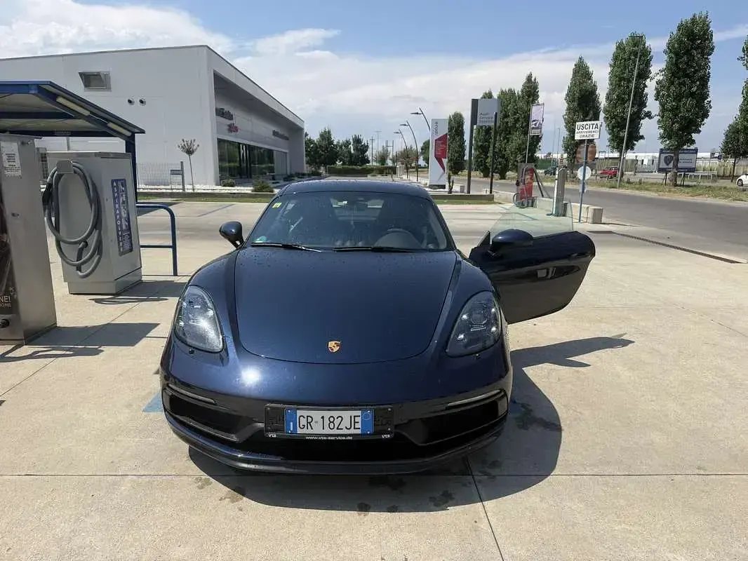 Usata Porsche 718 366 CV (269 kW) 2018 Blu/azzurro Coupé