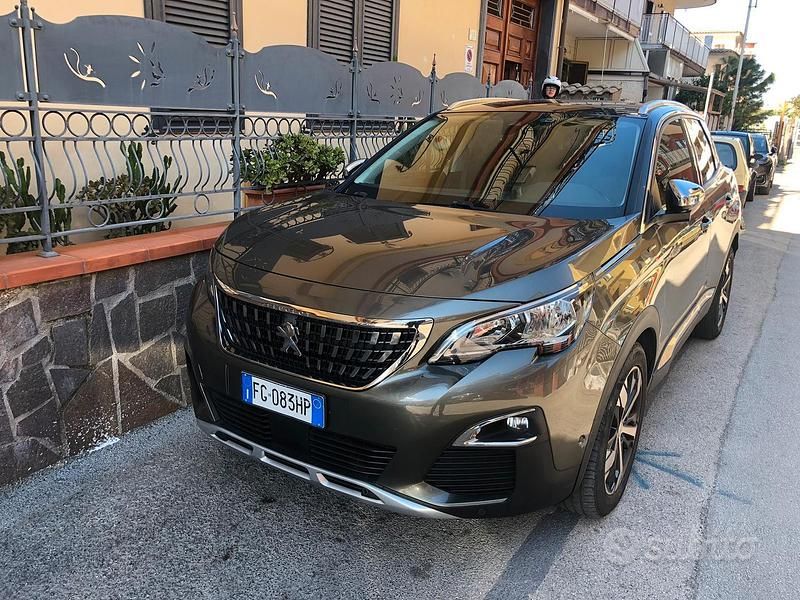 Usata Peugeot 3008 120 CV (88 kW) 2016 SUV