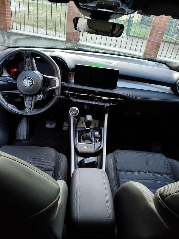 Usata 2023 Alfa Romeo Tonale Ti SUV | 24.500 € (Super prezzo) - Immagine 1/4