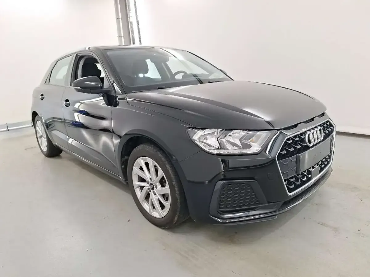 Usata Audi A1 Sportback Advanced Plus 95 CV (69 kW) 2023 Grigio Utilitaria