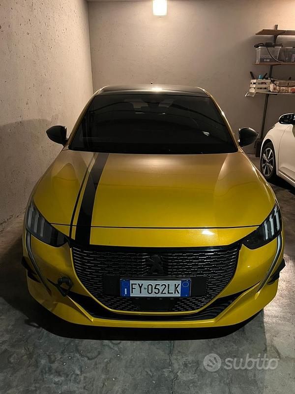 Usata Peugeot 208 GT-line 131 CV (96 kW) 2019 Giallo Utilitaria