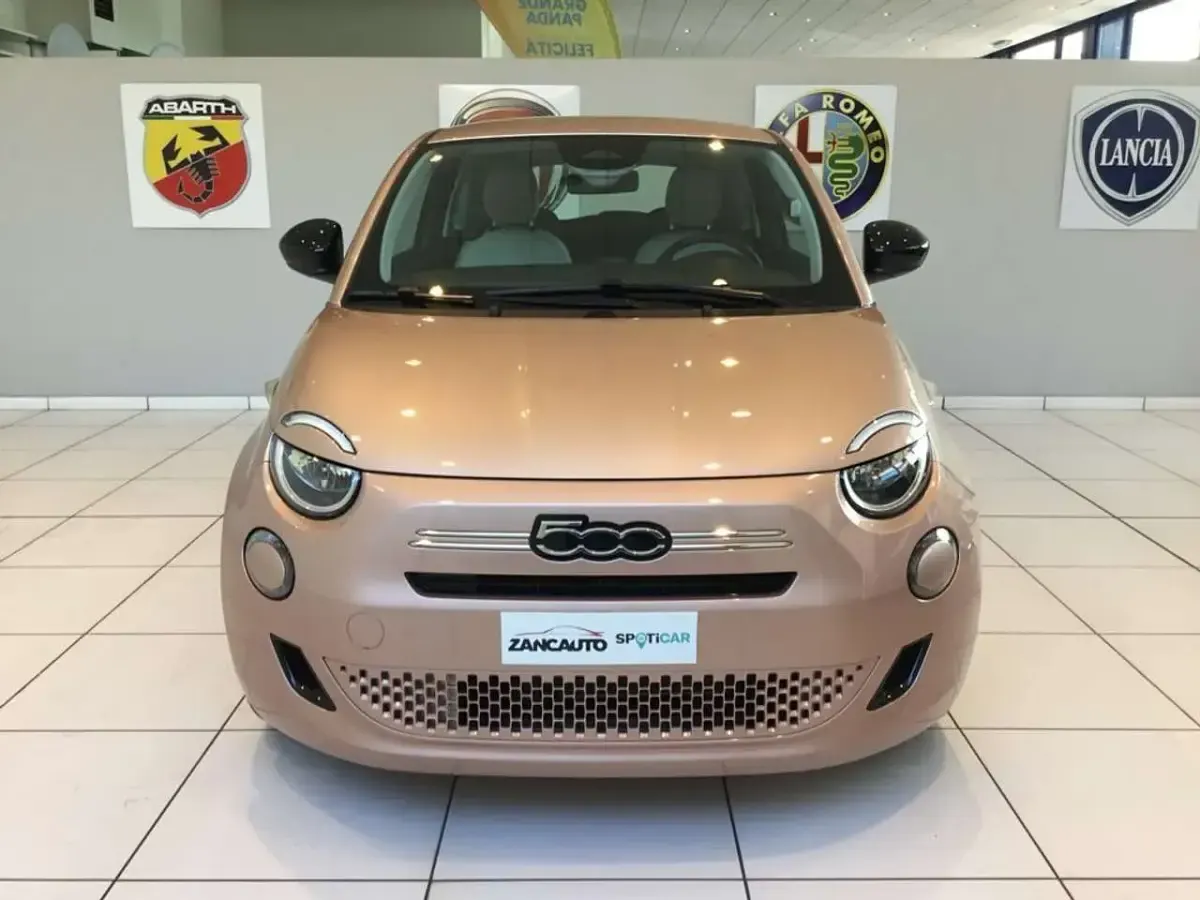 Nuova Fiat 500 Pop 65 CV (47 kW) 2026 Bianco Berlina