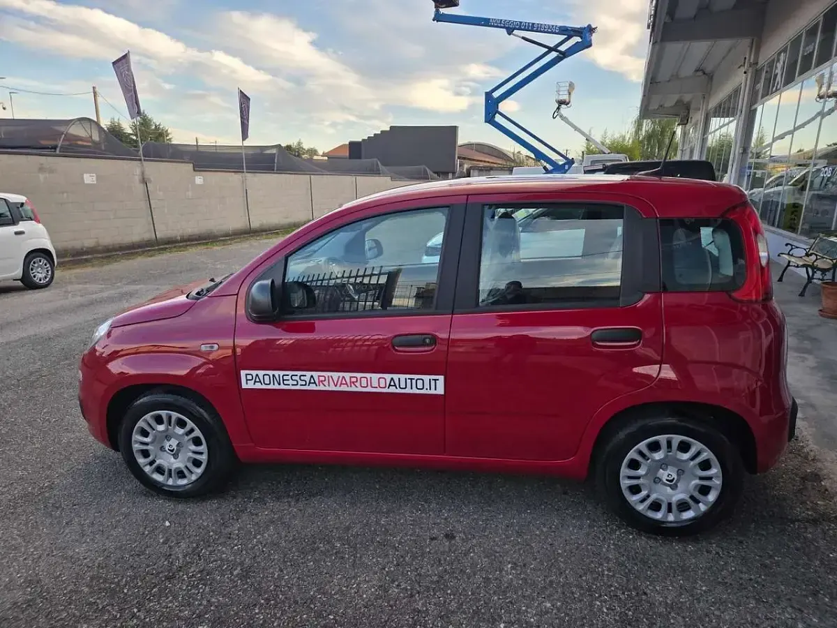 Nuova Fiat Panda S 71 CV (52 kW) 2025 Rosso Utilitaria