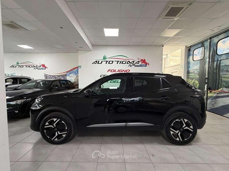 Usado Peugeot 2008 GT 131 HP (96 kW) 2023 Preto SUV