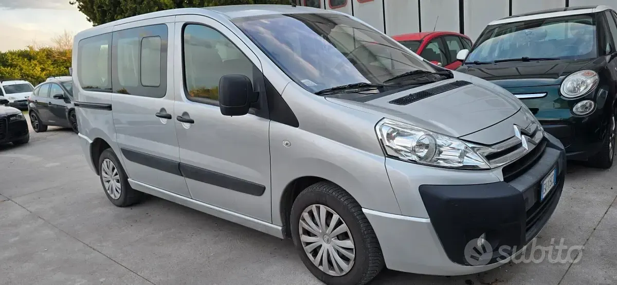 Usata Citroën Jumpy Exclusive 128 CV (94 kW) 2014 Grigio Monovolume