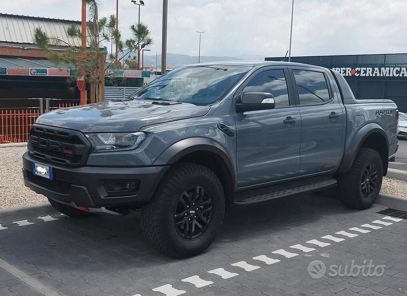 Usata Ford Ranger Raptor 213 CV (156 kW) 2022 Grigio Pick-up