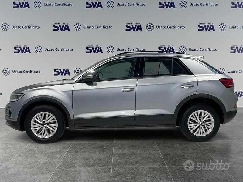 Usata VW T-Roc Life 110 CV (80 kW) 2022 Grigio SUV