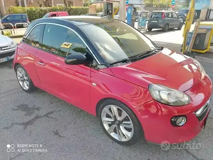 Usata Opel Adam 69 CV (50 kW) 2013 Rosso Utilitaria