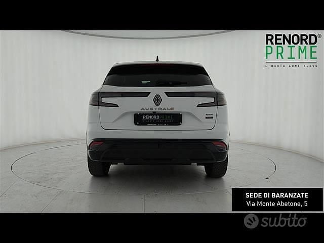 Usata Renault Austral Techno 200 CV (147 kW) 2024 Bianco SUV