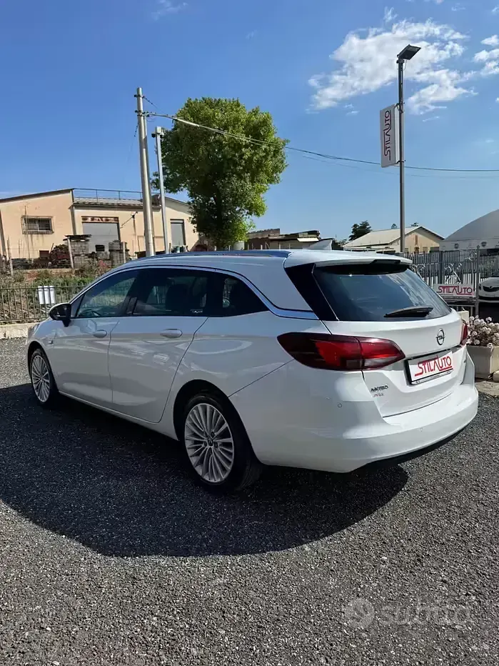 Usata Opel Astra Innovation 136 CV (100 kW) 2017 Bianco Station wagon