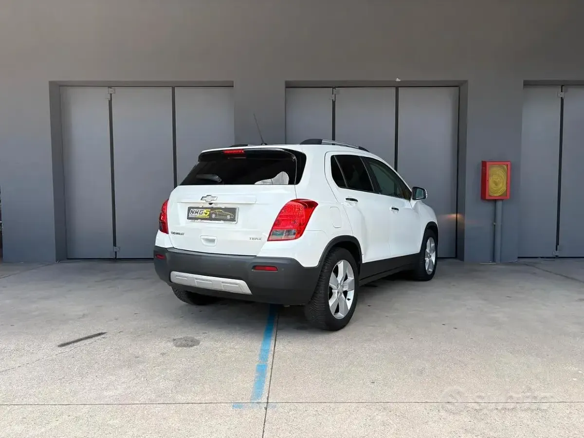 Usata Chevrolet Trax LTZ 131 CV (96 kW) 2014 Bianco SUV