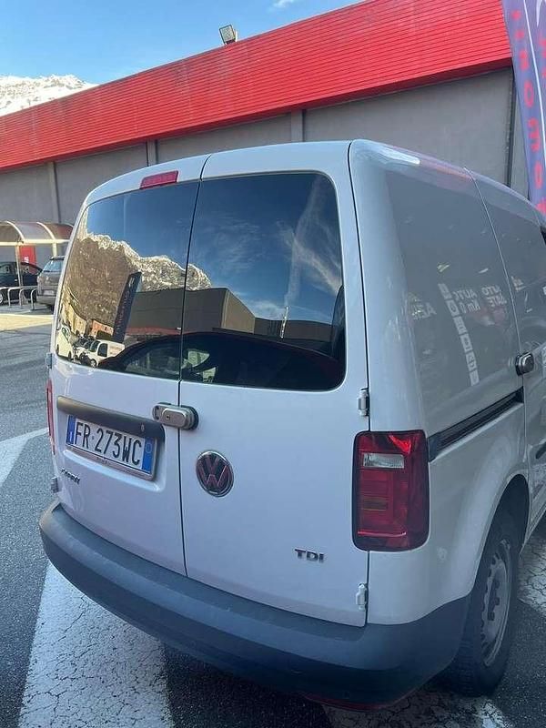 Usata VW Caddy 102 CV (75 kW) 2018 Bianco Monovolume