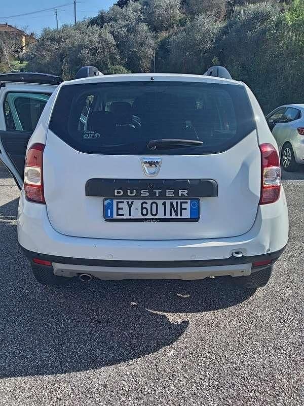 Usata Dacia Duster Lauréate 105 CV (77 kW) 2015 SUV
