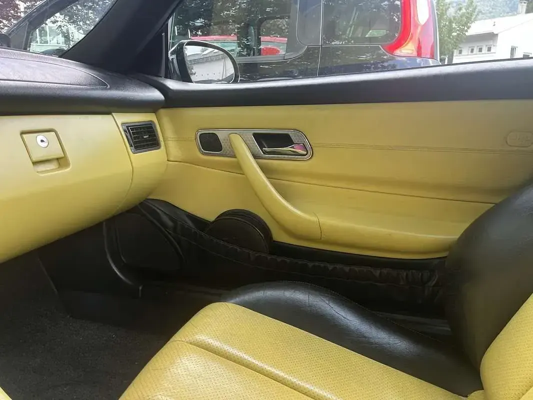 Usata Mercedes SLK230 197 CV (144 kW) 2000 Nero Cabrio