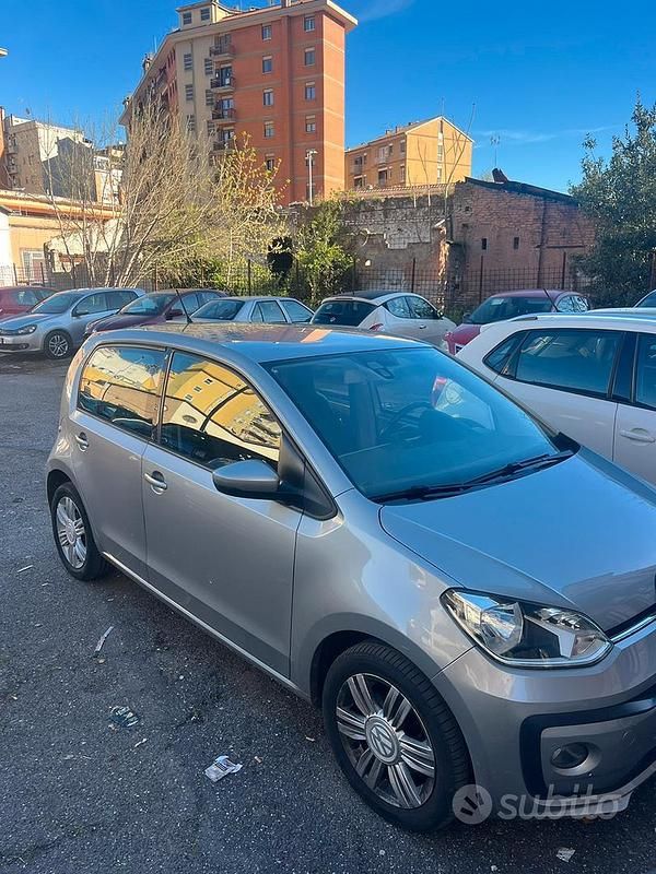 Usata VW up! 75 CV (55 kW) 2017 Grigio Utilitaria