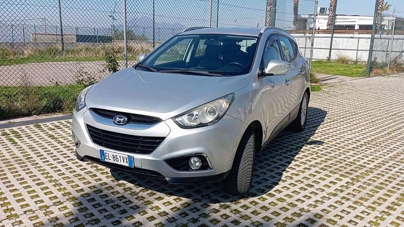 Usata Hyundai ix35 Comfort 184 CV (135 kW) 2012 Grigio SUV