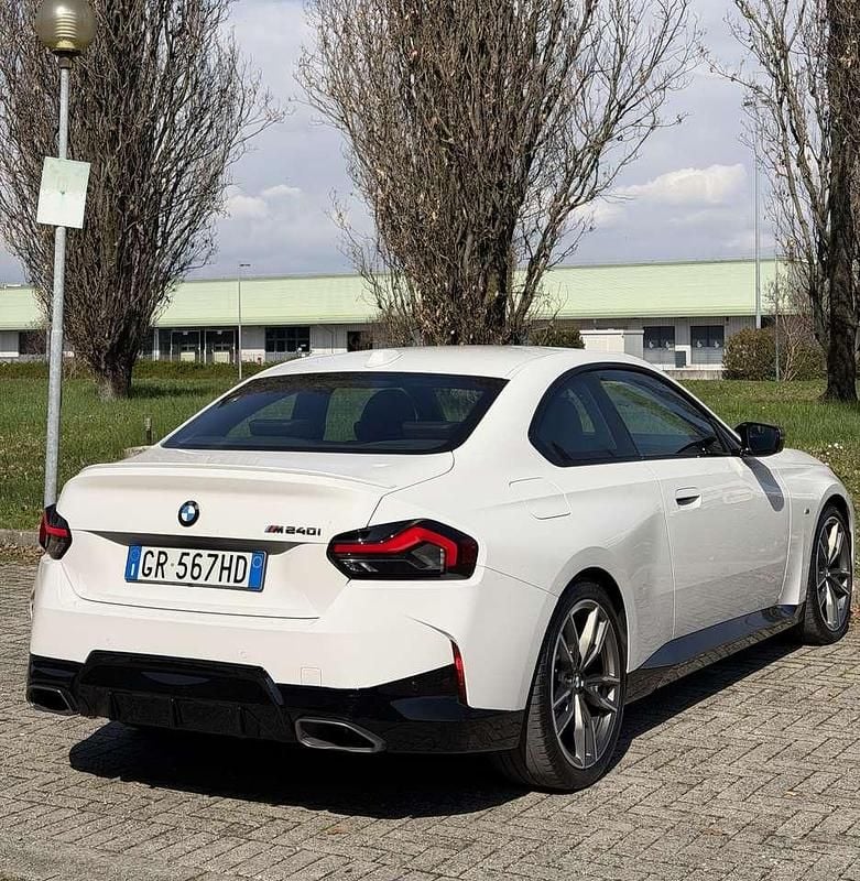 Usata BMW M240 374 CV (275 kW) 2023 Bianco Coupé