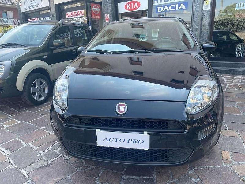 Usata Fiat Punto Street 69 CV (50 kW) 2016 Nero Utilitaria