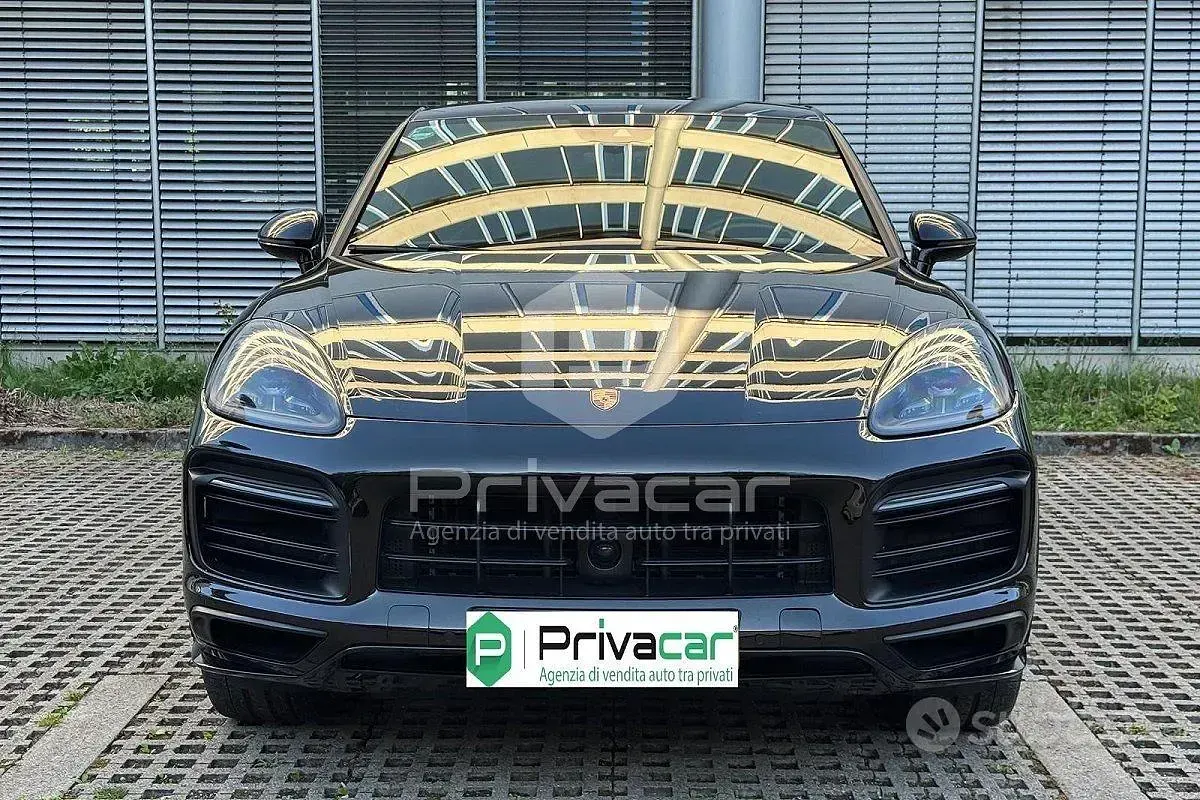 Usata Porsche Cayenne 460 CV (338 kW) 2022 Nero SUV