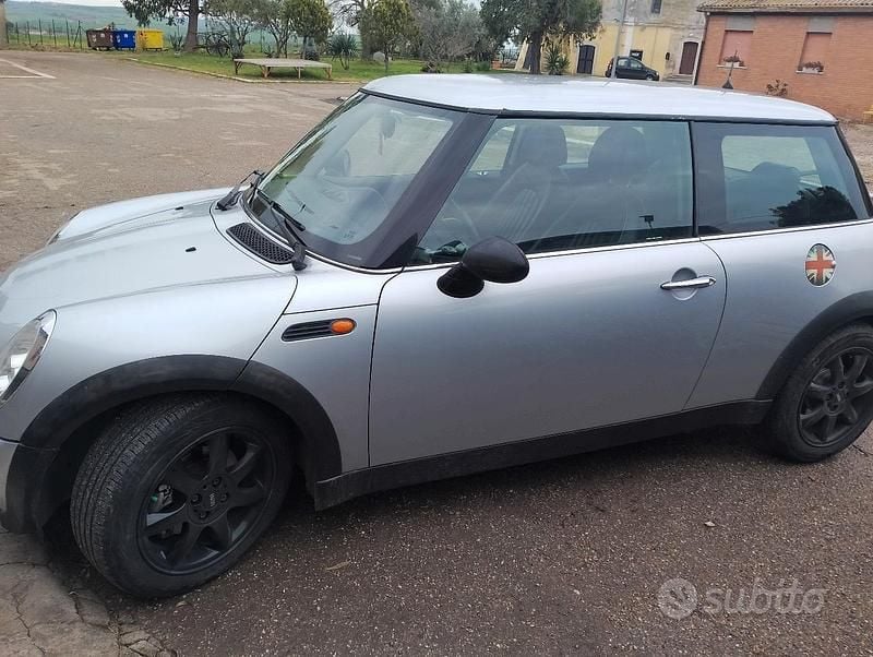 Usata Mini Cooper 2004 Grigio Utilitaria