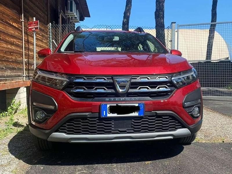 Usata Dacia Sandero Comfort 101 CV (74 kW) 2022 Rosso Berlina