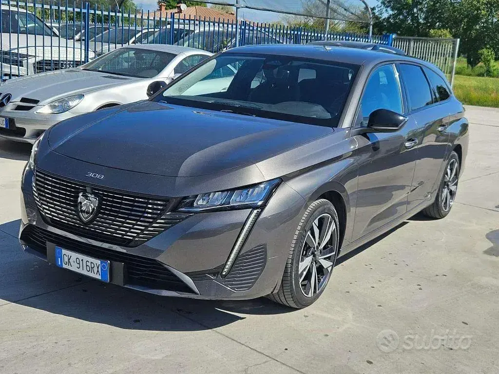 Usata Peugeot 308 SW Allure 131 CV (96 kW) 2022 Grigio Station wagon