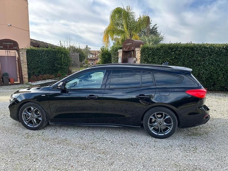 Usata Ford Focus 2020 Nero Station wagon